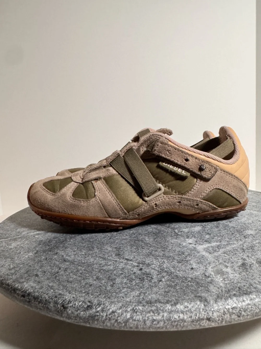 Diesel shoes low